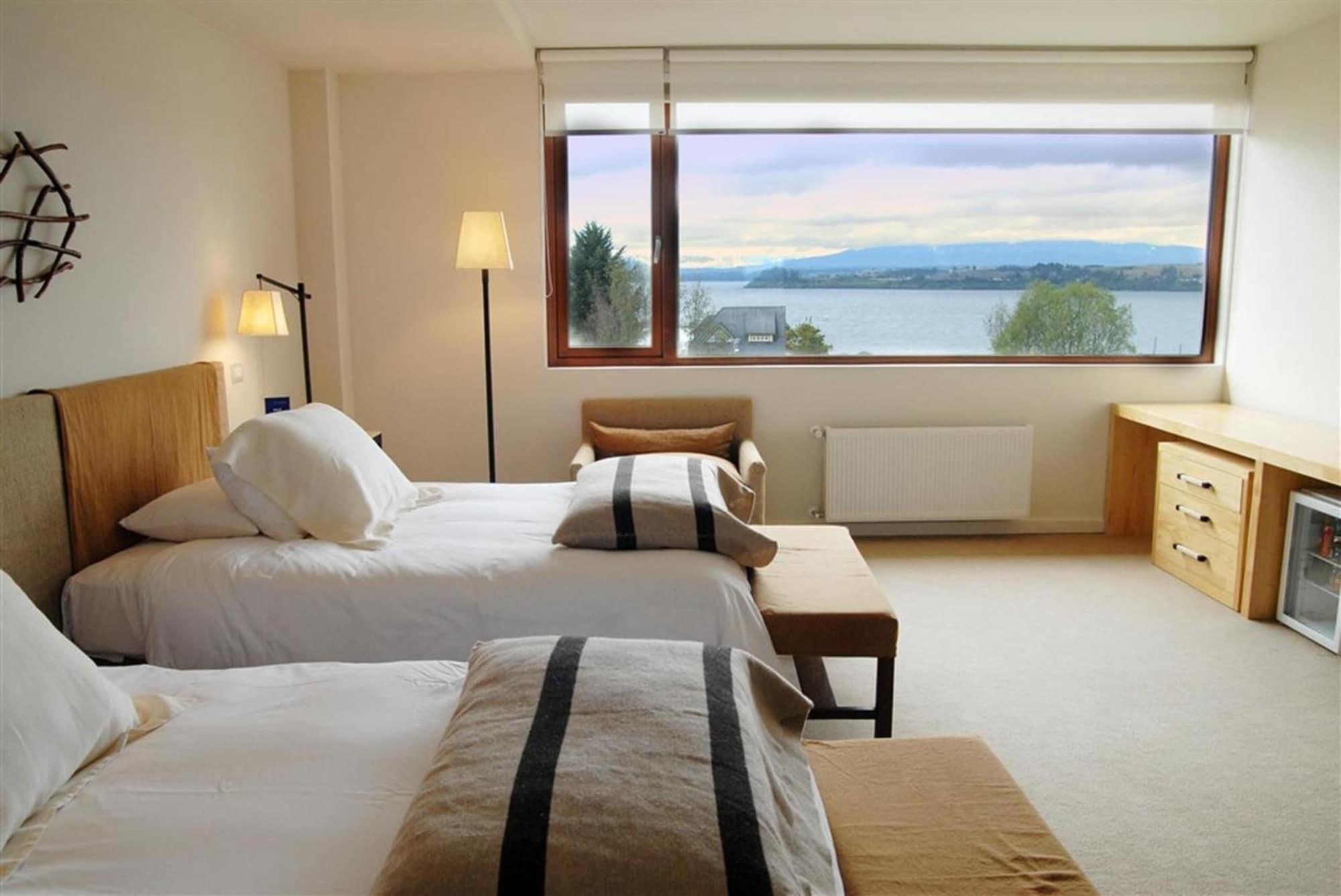 Enjoy Puerto Varas Buitenkant foto A room at the hotel