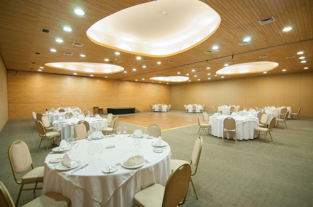 Enjoy Puerto Varas Buitenkant foto The ballroom